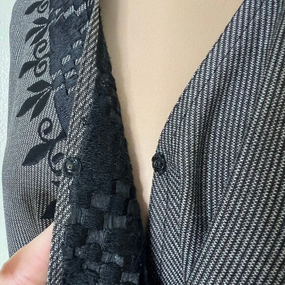 Abaya Jacket One Size Gray Black Embroidered Duster Snap V-Neck Muslim Ethnic - Picture 6 of 7